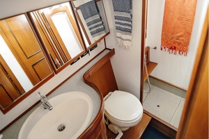 FREE RANGE 54ft Hylas Yacht For Sale