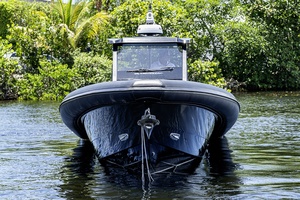 CHASING MOMENTS 40ft Technohull Yacht For Sale