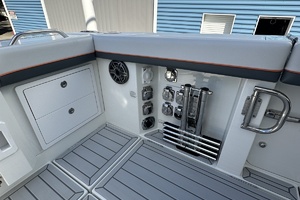 Lazy Girl 38ft Formula Yacht For Sale