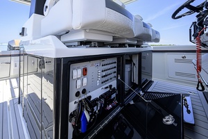 Lazy Girl 38ft Formula Yacht For Sale