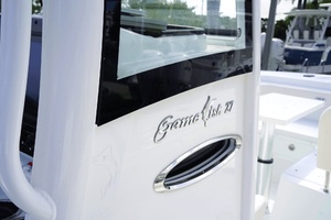 27ft Sea Hunt Yacht For Sale