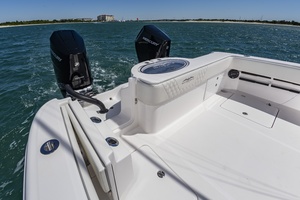 33ft Invincible Yacht For Sale