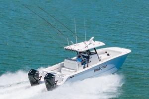 33ft Invincible Yacht For Sale