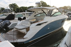 32ft Sea Ray Yacht For Sale