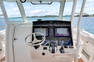 38ft Boston Whaler Yacht For Sale