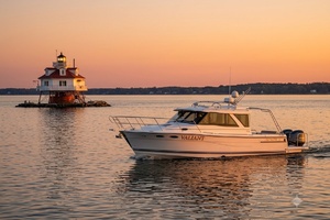 32ft Cutwater Yacht For Sale