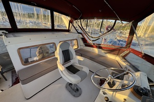 Adagio 37ft President Yacht For Sale