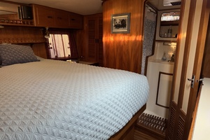 Adagio 37ft President Yacht For Sale
