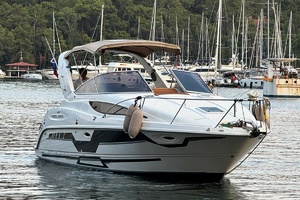 29ft Bayliner Yacht For Sale