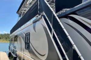 77ft Sumerset Yacht For Sale