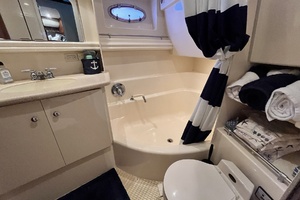 50ft Carver Yacht For Sale