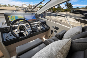 53ft Azimut Yacht For Sale