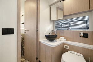 53ft Azimut Yacht For Sale