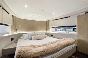 53ft Azimut Yacht For Sale