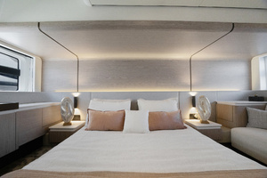 53ft Azimut Yacht For Sale