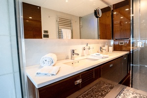 Lady M  85ft Princess Yacht For Sale