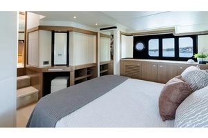 2017 Absolute 50 FLY 50ft Absolute Yacht For Sale