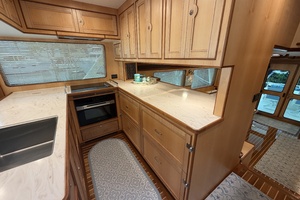 LADY V 53ft Marlow Yacht For Sale