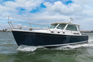 ORIENTE 37ft Back Cove Yacht For Sale