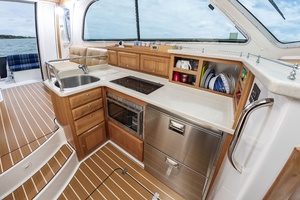 ORIENTE 37ft Back Cove Yacht For Sale