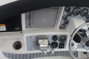 33ft Carver Yacht For Sale