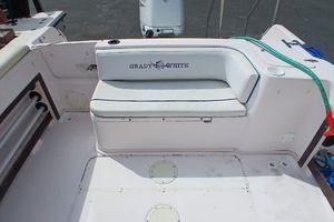 24ft Grady White Yacht For Sale