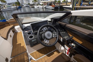 Photo 6797313 for 2024 Yamaha Boats   