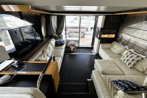 68FT (20.8M) AZIMUT