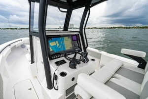 28ft Reef Runner Yacht For Sale