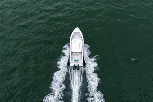 28ft Reef Runner Yacht For Sale