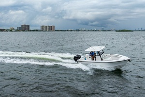 28ft Reef Runner Yacht For Sale