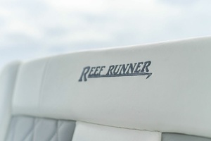 28ft Reef Runner Yacht For Sale