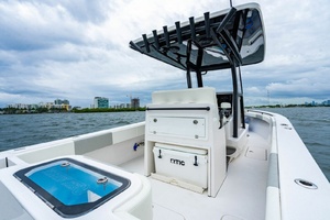 28ft Reef Runner Yacht For Sale