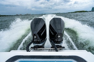 28ft Reef Runner Yacht For Sale