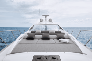 59FT (17.98M) AZIMUT