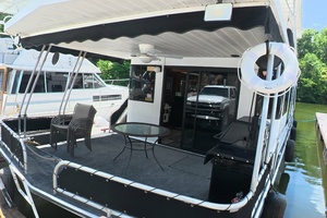 THE SUGAR SHACK 55ft Lakeview Yacht For Sale