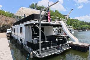 THE SUGAR SHACK 55ft Lakeview Yacht For Sale