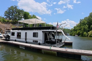 THE SUGAR SHACK 55ft Lakeview Yacht For Sale
