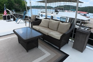 THE SUGAR SHACK 55ft Lakeview Yacht For Sale
