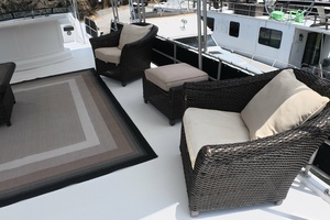 THE SUGAR SHACK 55ft Lakeview Yacht For Sale