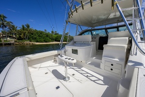 38ft Pursuit Yacht For Sale