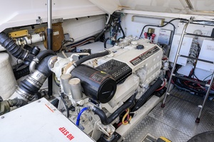 38ft Pursuit Yacht For Sale