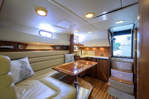 38ft Pursuit Yacht For Sale