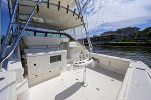 38ft Pursuit Yacht For Sale