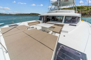 DANTE Worth Avenue Yachts