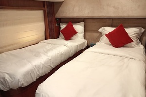 81ft Sunseeker Yacht For Sale