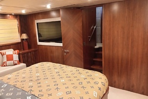 81ft Sunseeker Yacht For Sale