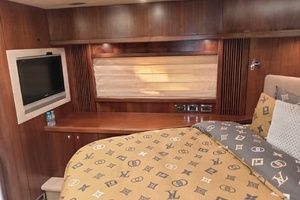 81ft Sunseeker Yacht For Sale