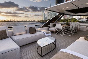 88ft Ferretti Yachts Yacht For Sale