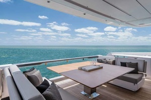 88ft Ferretti Yachts Yacht For Sale